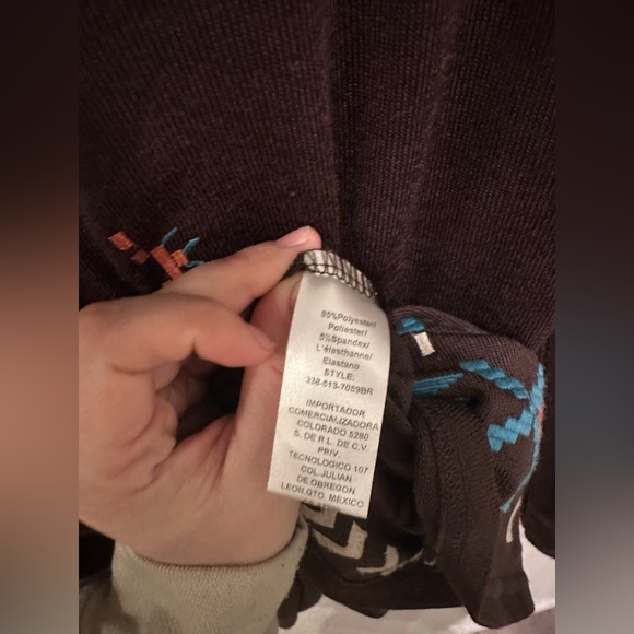 Roper Women's Brown Cowl Neck Aztec Southwest Embroidered Long Sleeve Top Small - Picture 8 of 10